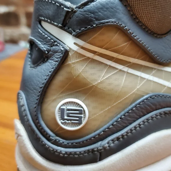 Nike LeBron 7 Cool Grey - Picture 9 of 12